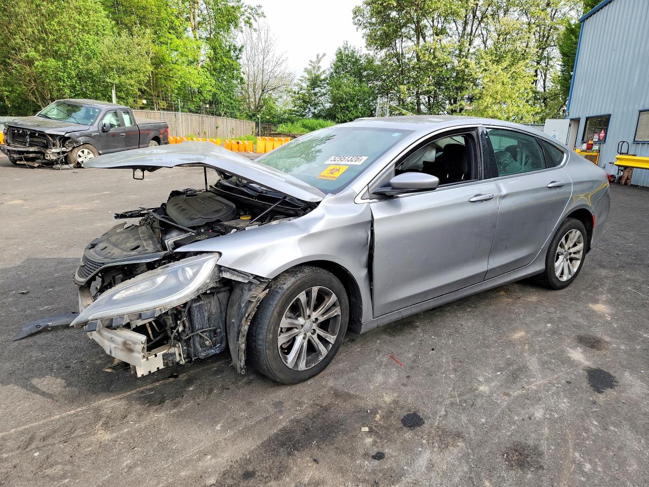CHRYSLER 200 2015