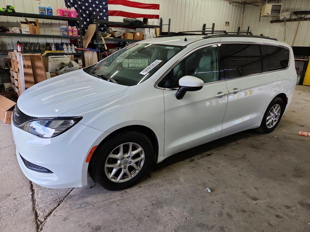 CHRYSLER VOYAGER 2021
