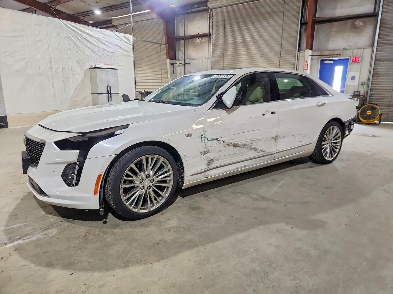 CADILLAC CT6 2020