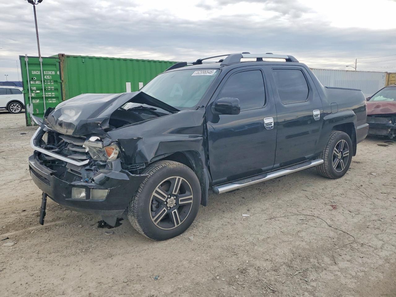 HONDA RIDGELINE 2013