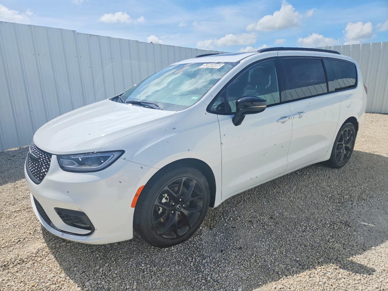 CHRYSLER PACIFICA 2026