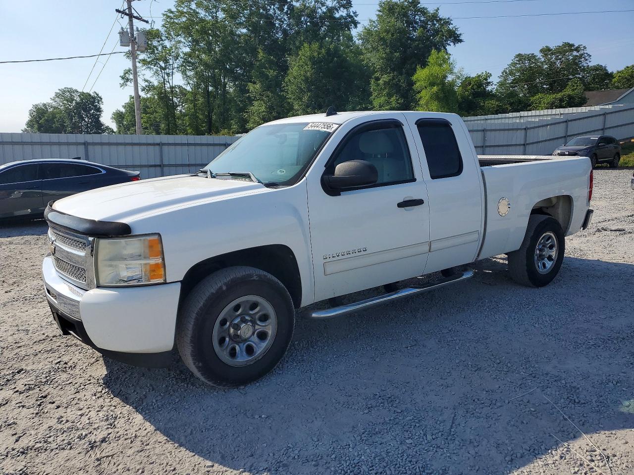 CHEVROLET SILVERADO 2011