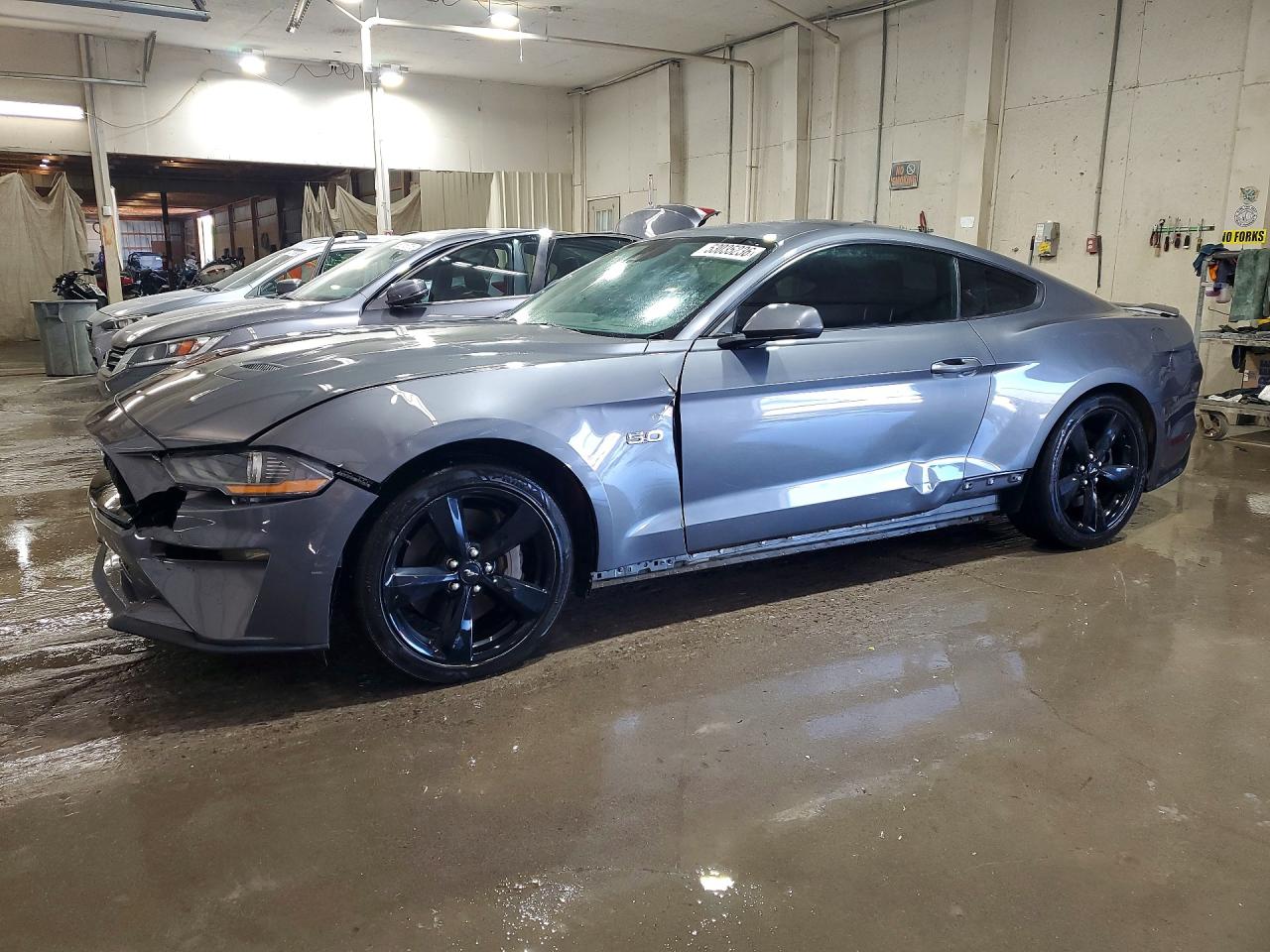 FORD MUSTANG 2021