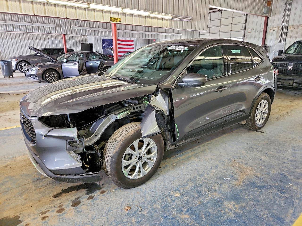 FORD ESCAPE 2024