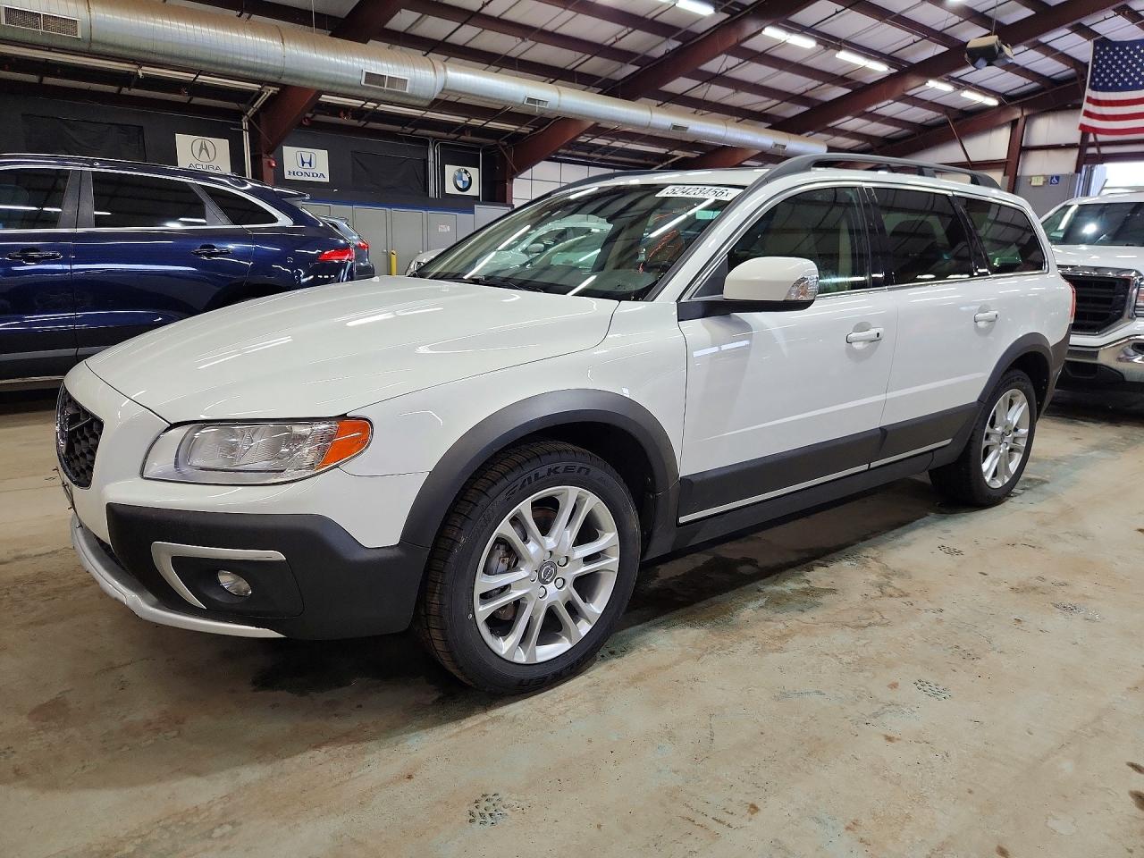 VOLVO XC70 2016