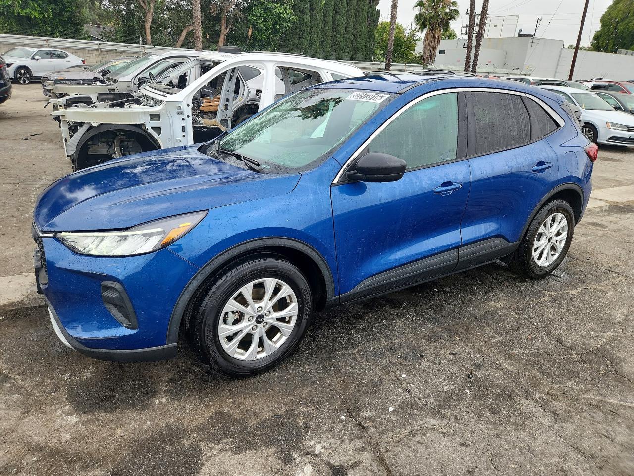 FORD ESCAPE 2023