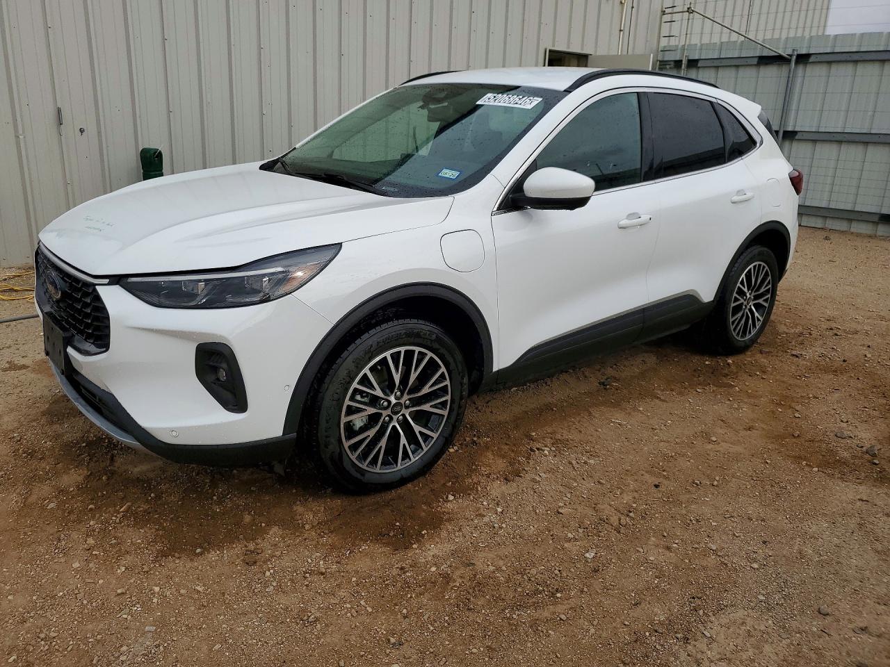 FORD ESCAPE 2023