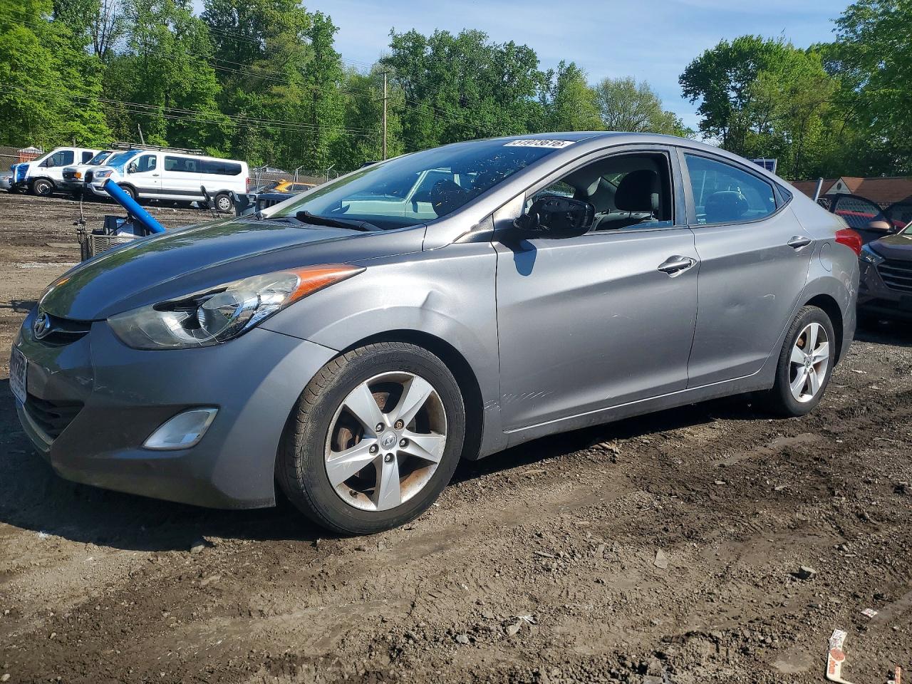 HYUNDAI ELANTRA 2013