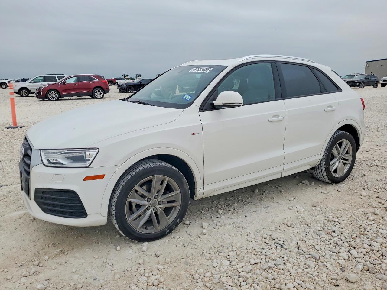 AUDI Q3 2018