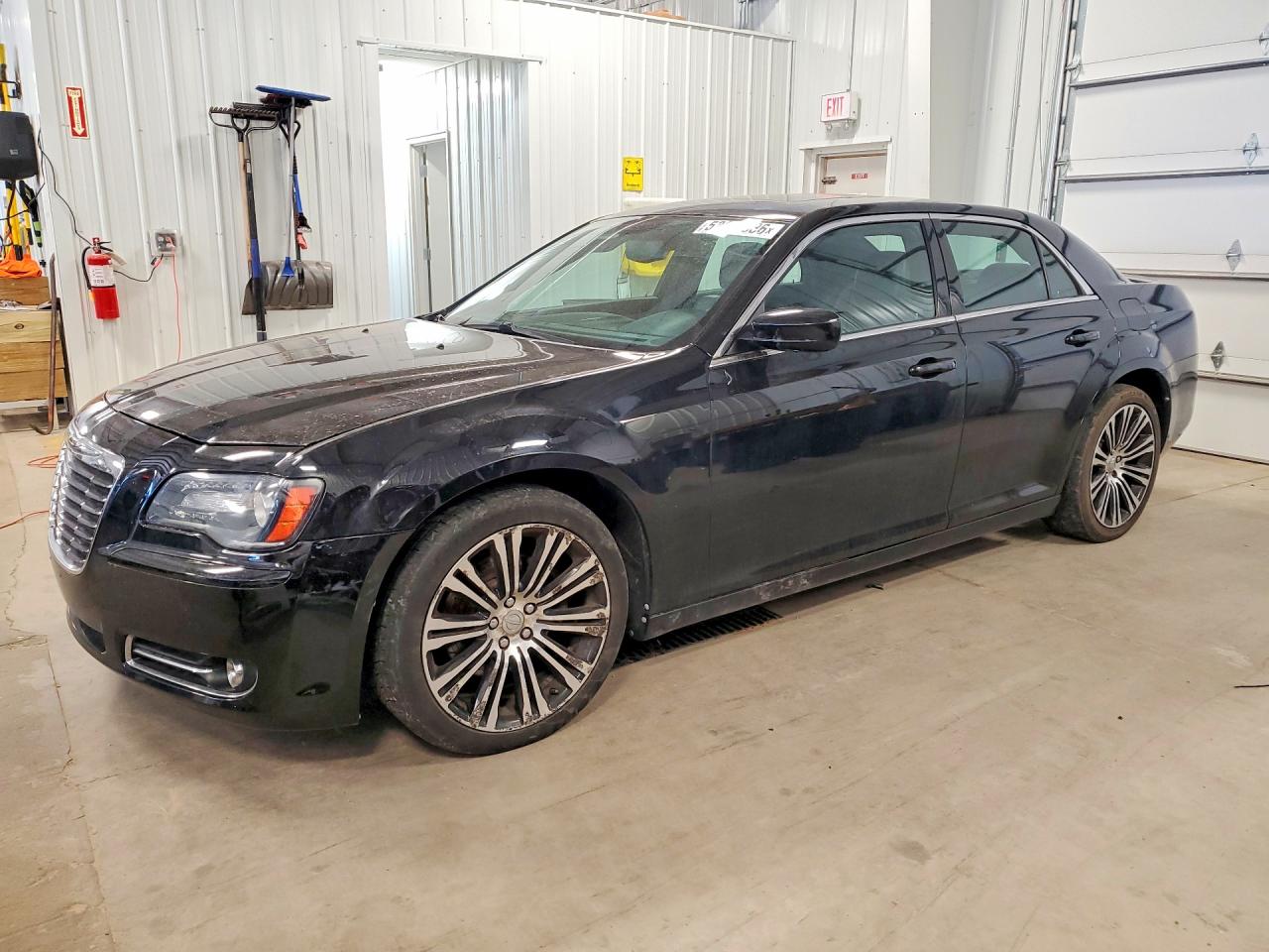 CHRYSLER 300 2013