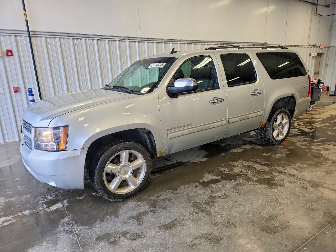 CHEVROLET SUBURBAN 2013
