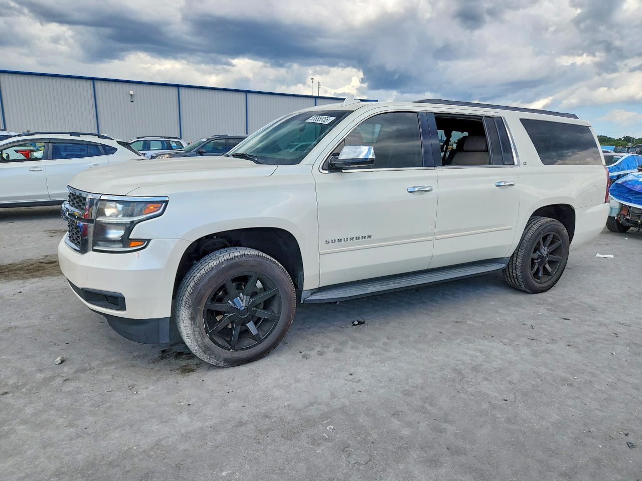 CHEVROLET SUBURBAN 2015