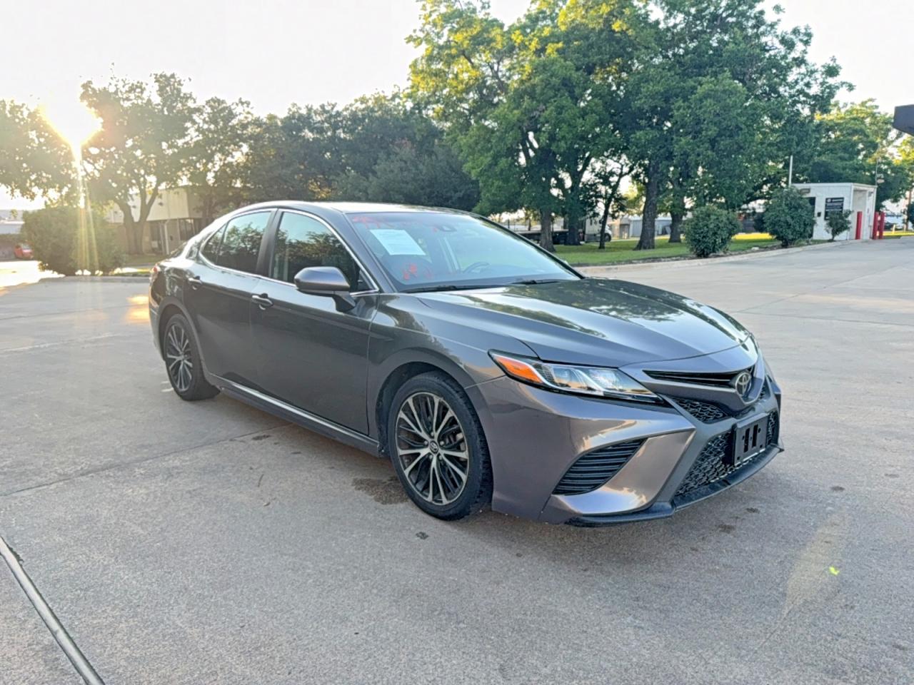 TOYOTA CAMRY 2019