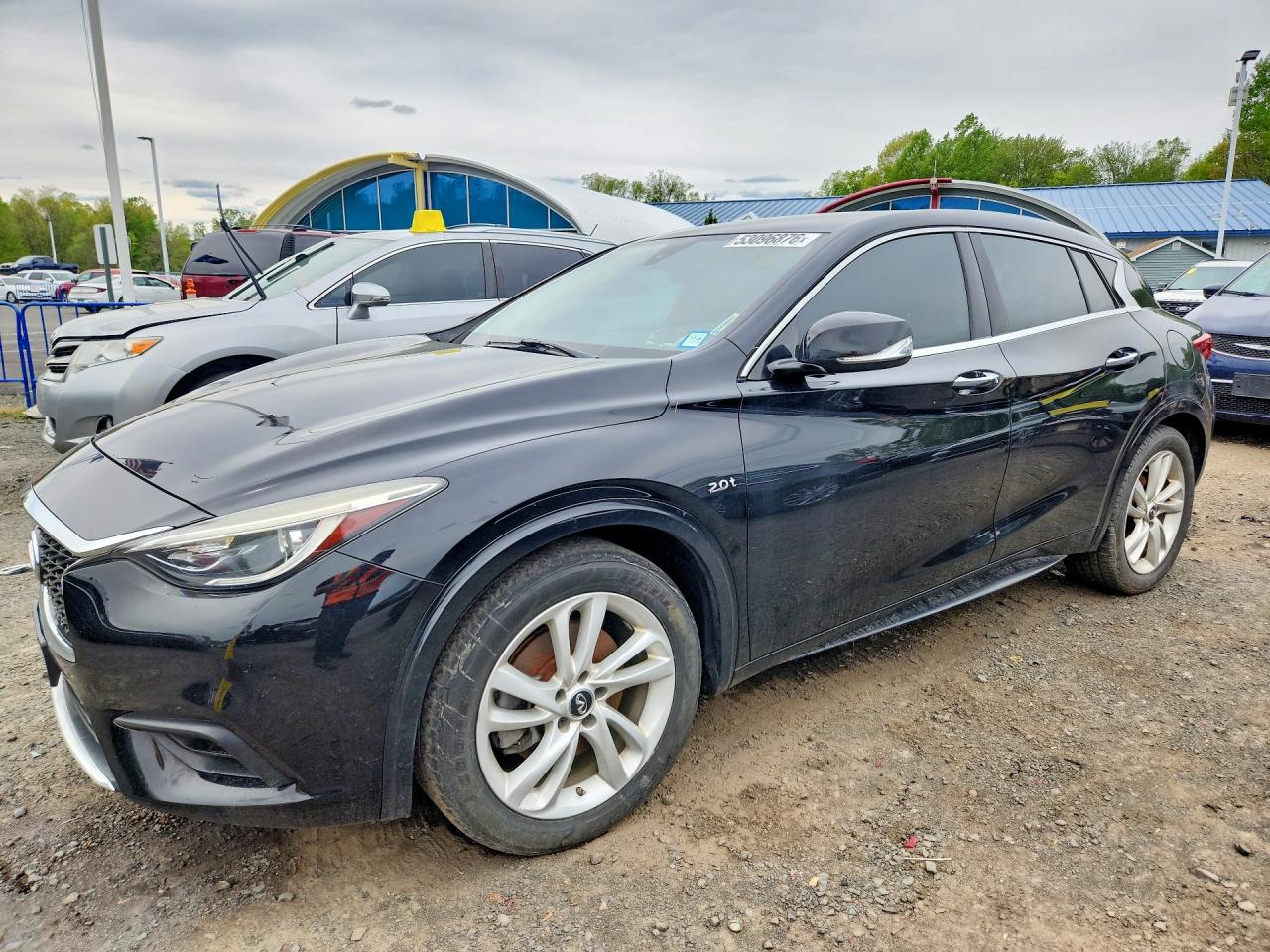 INFINITI QX30 2018