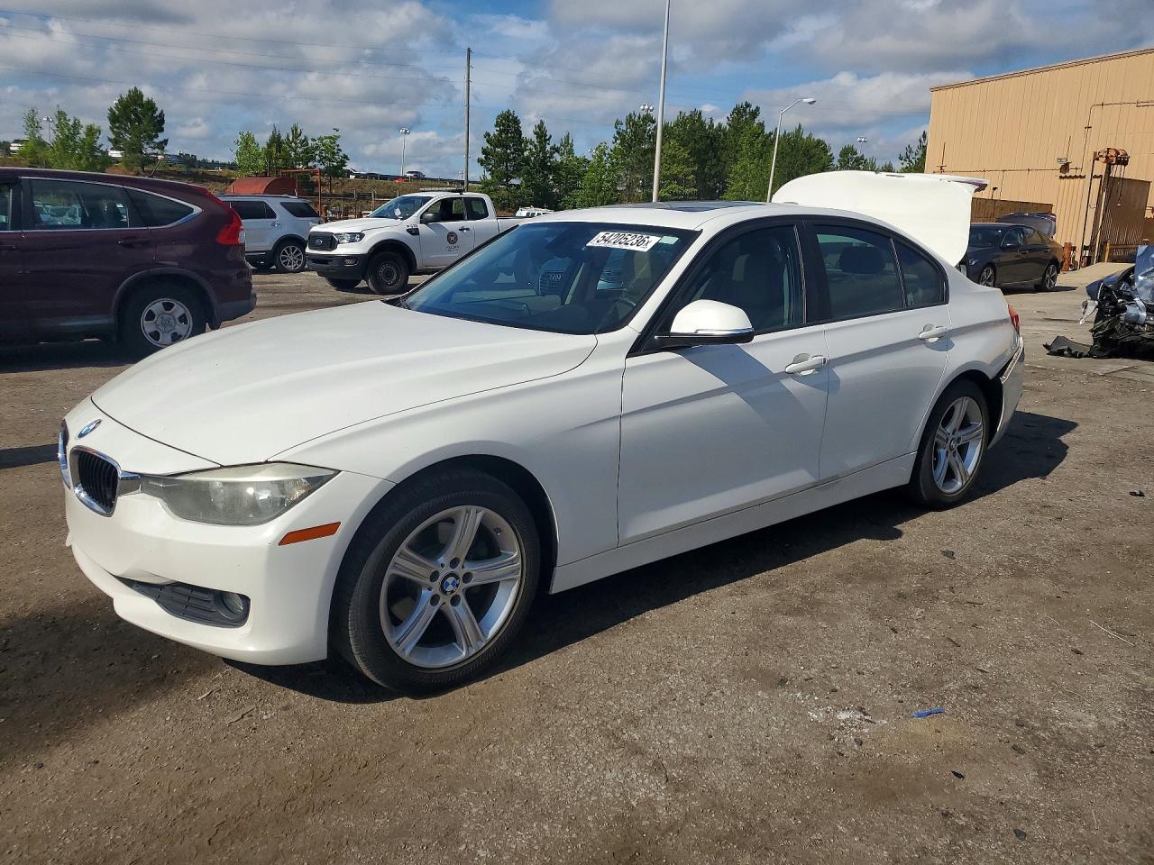BMW 320 2013