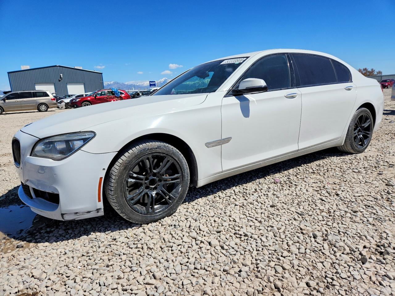 BMW 750 2013