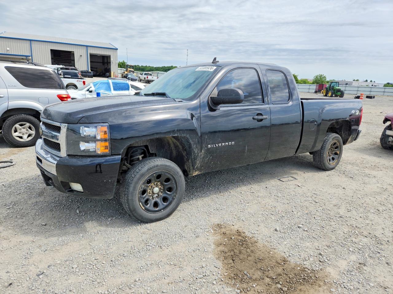 CHEVROLET SILVERADO 2011