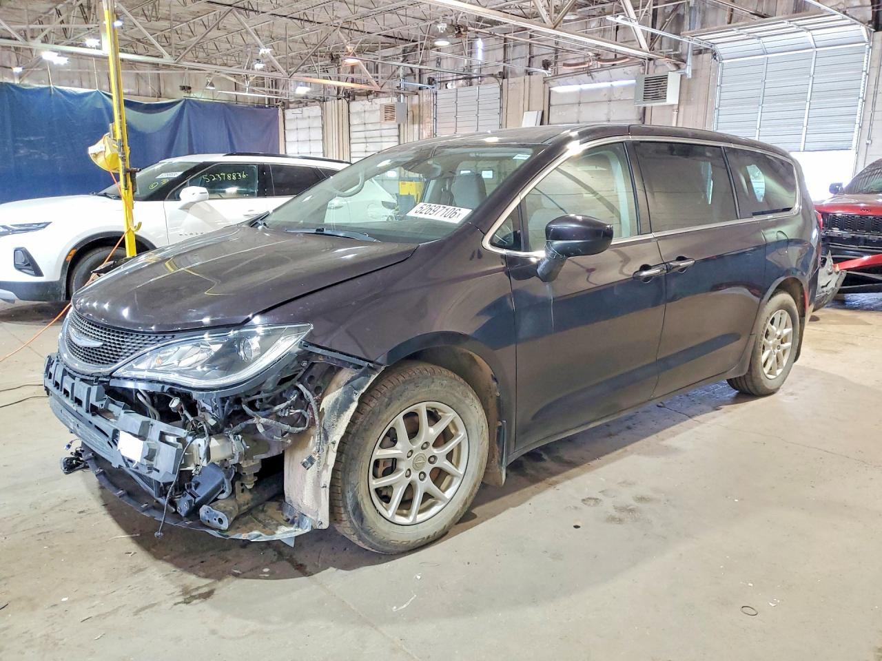 CHRYSLER PACIFICA 2017