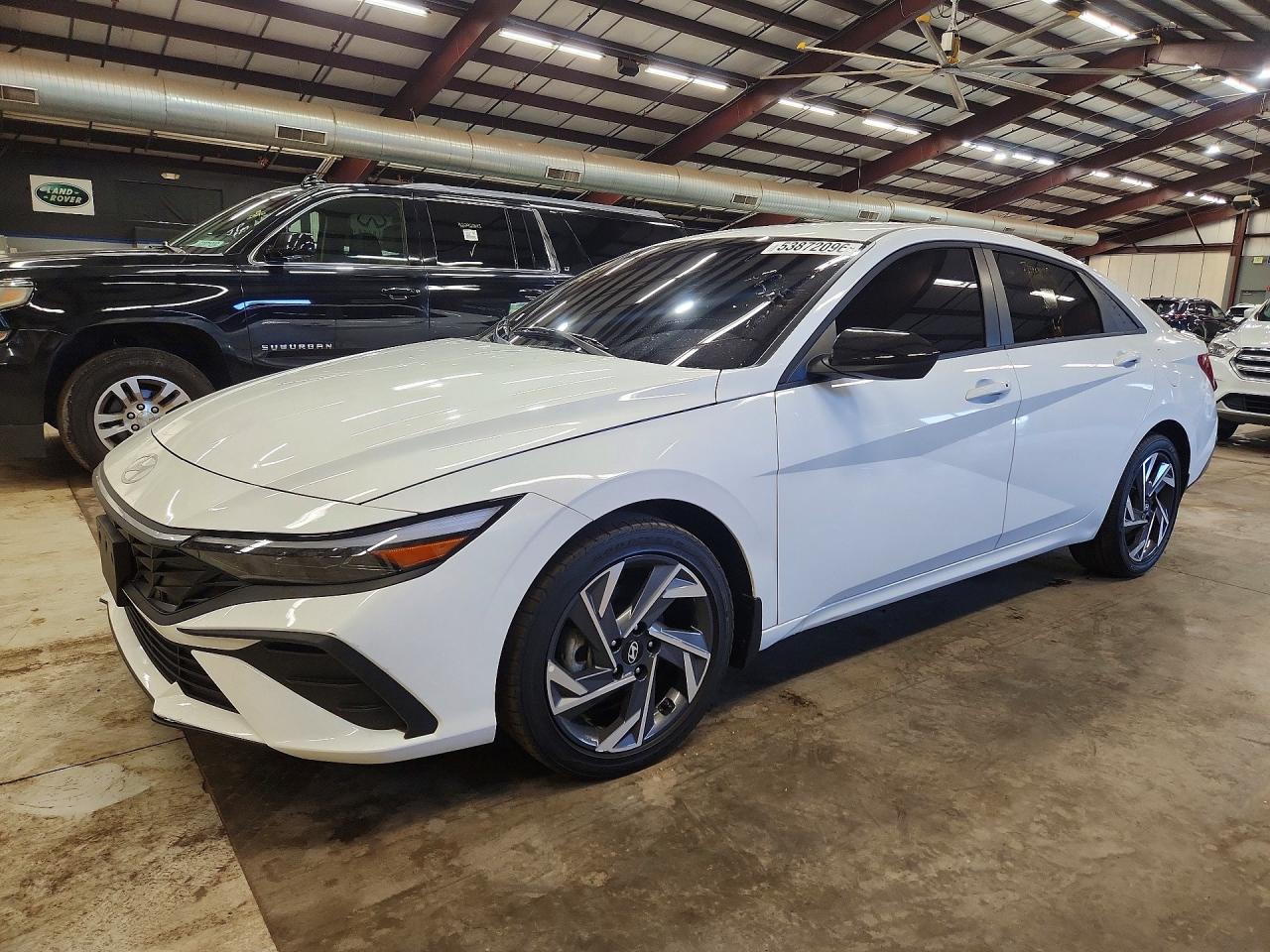 HYUNDAI ELANTRA 2025