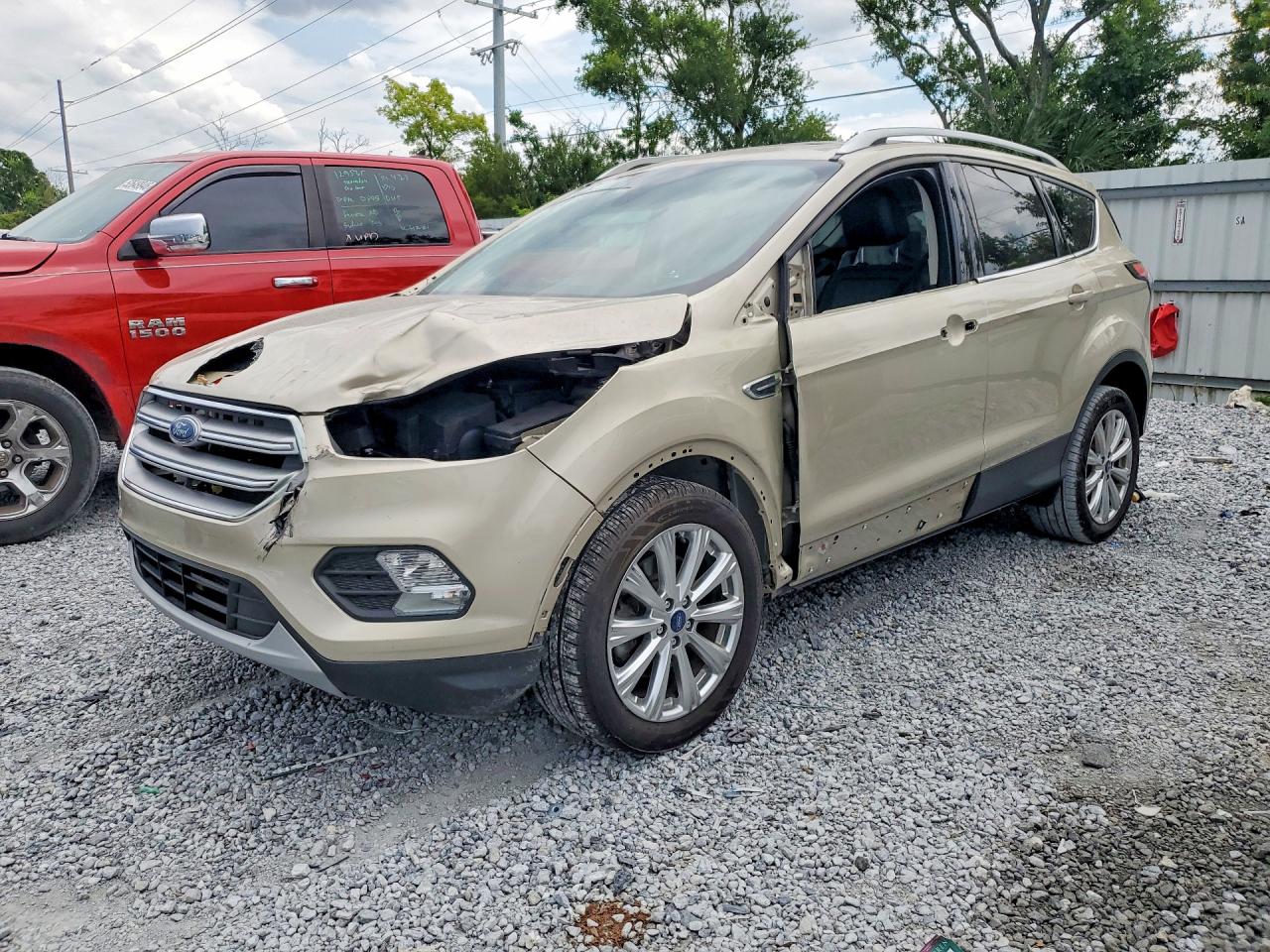 FORD ESCAPE 2017
