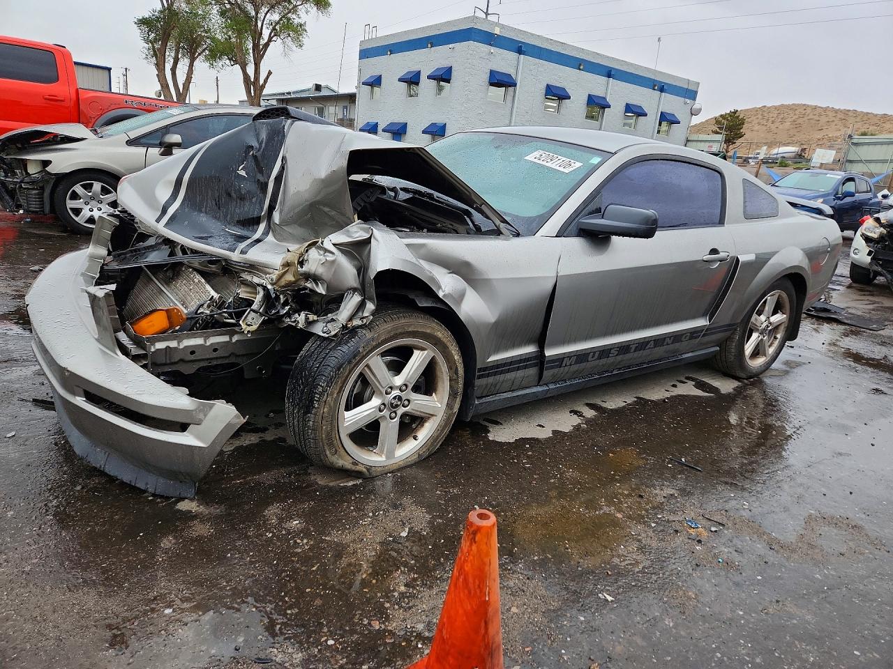 FORD MUSTANG 2008