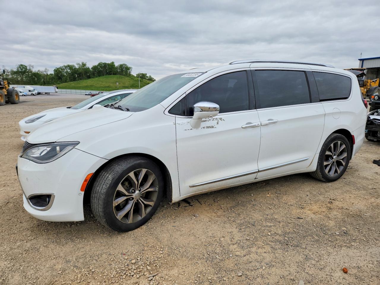 CHRYSLER PACIFICA 2017