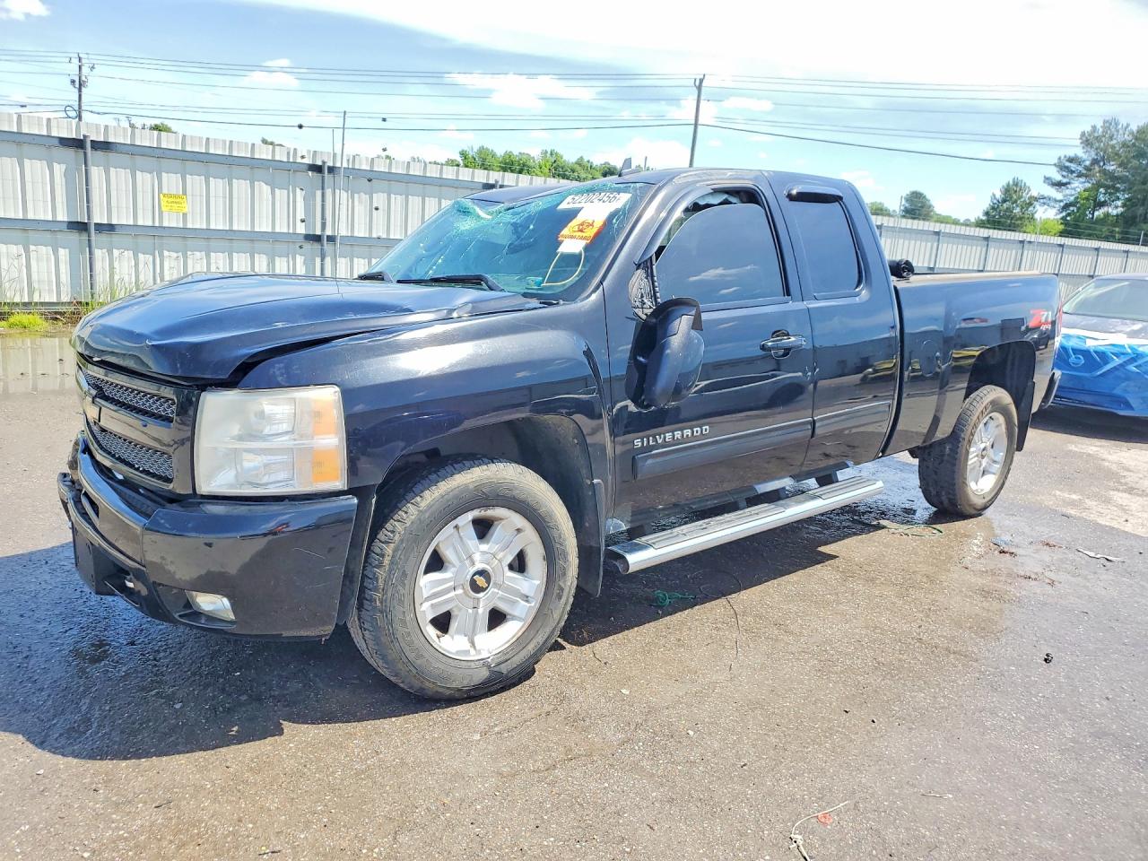 CHEVROLET SILVERADO 2011