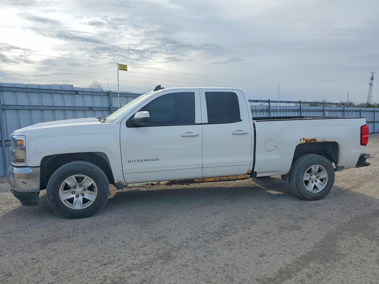 CHEVROLET SILVERADO 2016
