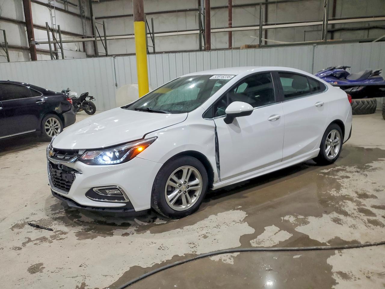 CHEVROLET CRUZE 2017