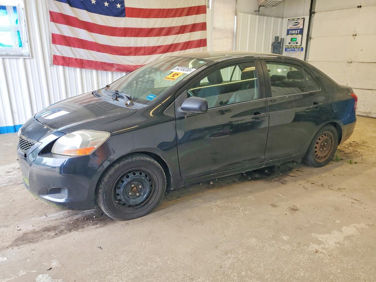 TOYOTA YARIS 2009