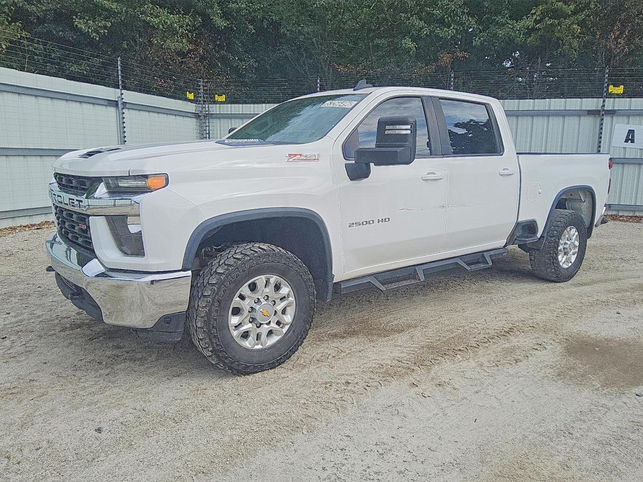 CHEVROLET SILVERADO 2023