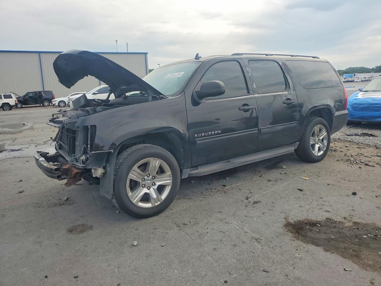 CHEVROLET SUBURBAN 2010