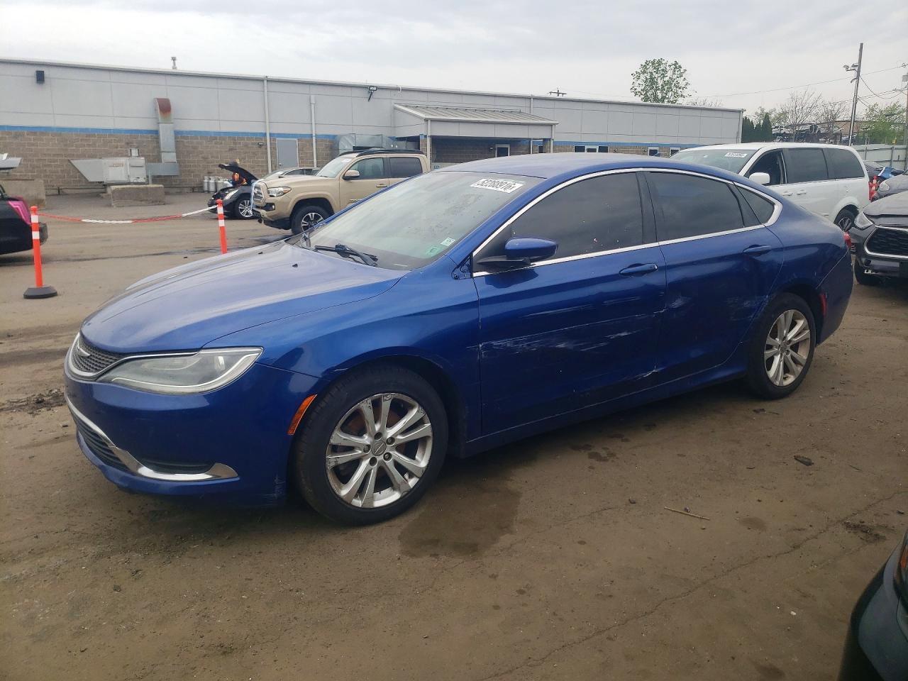 CHRYSLER 200 2015