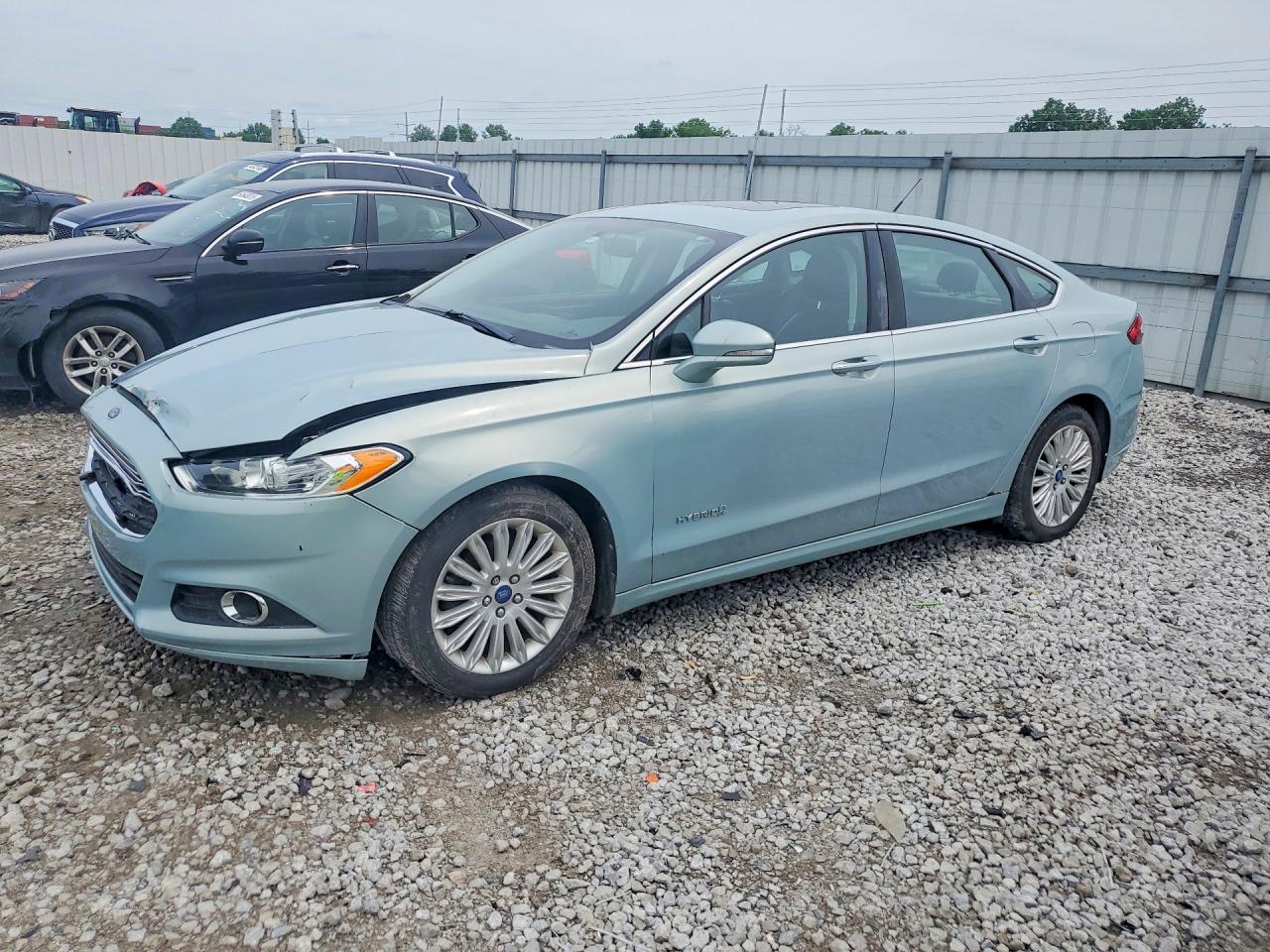 FORD FUSION 2013