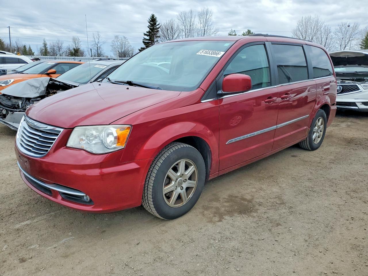 CHRYSLER TOWN & COUNTRY 2012