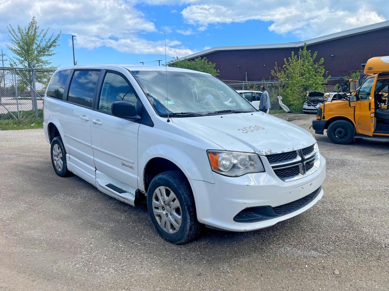 DODGE GRAND CARAVAN 2016