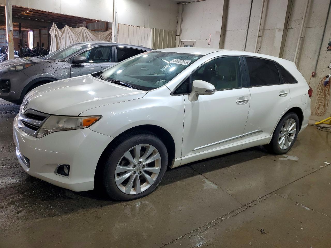 TOYOTA VENZA 2013