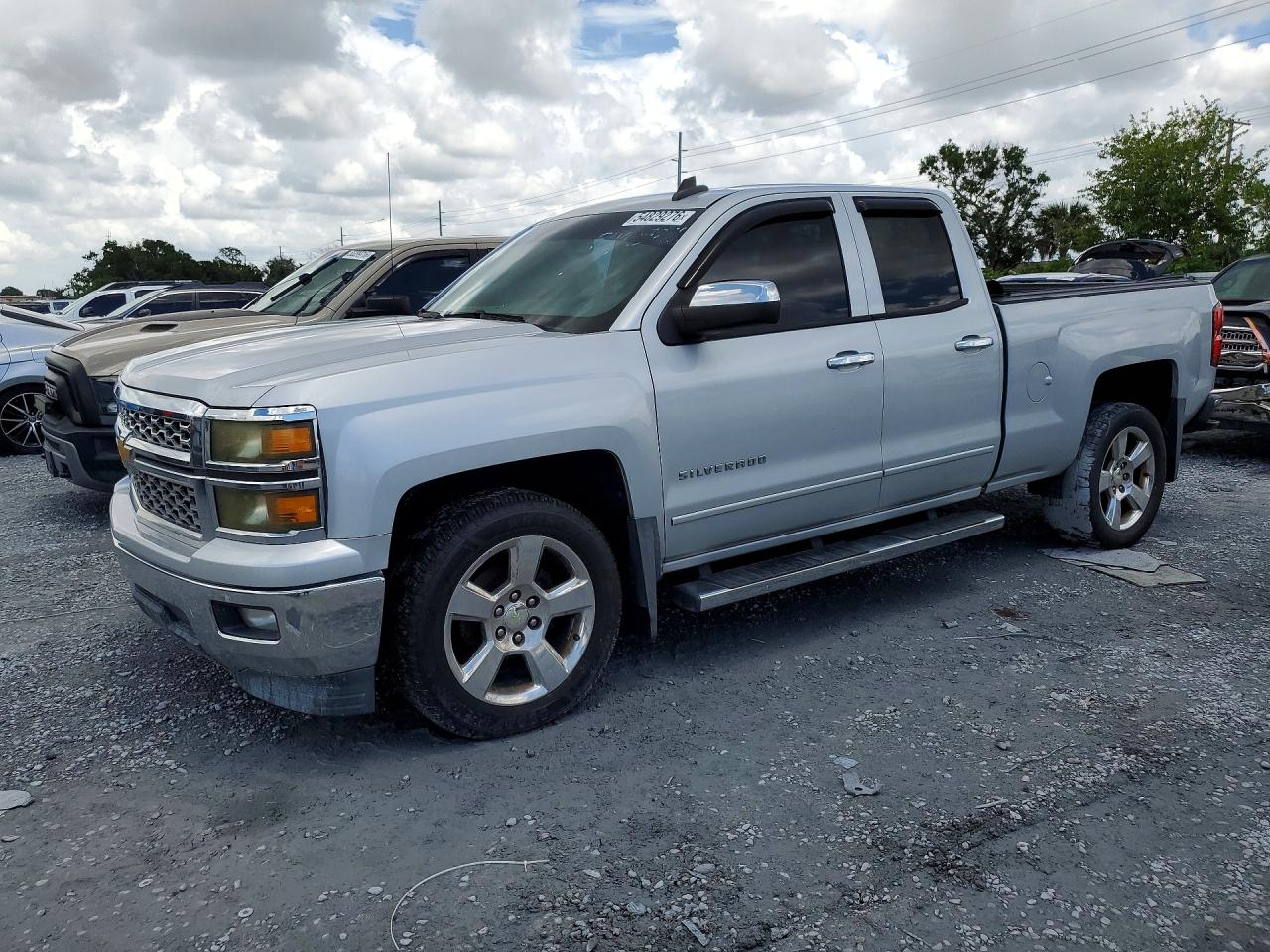 CHEVROLET SILVERADO 2015