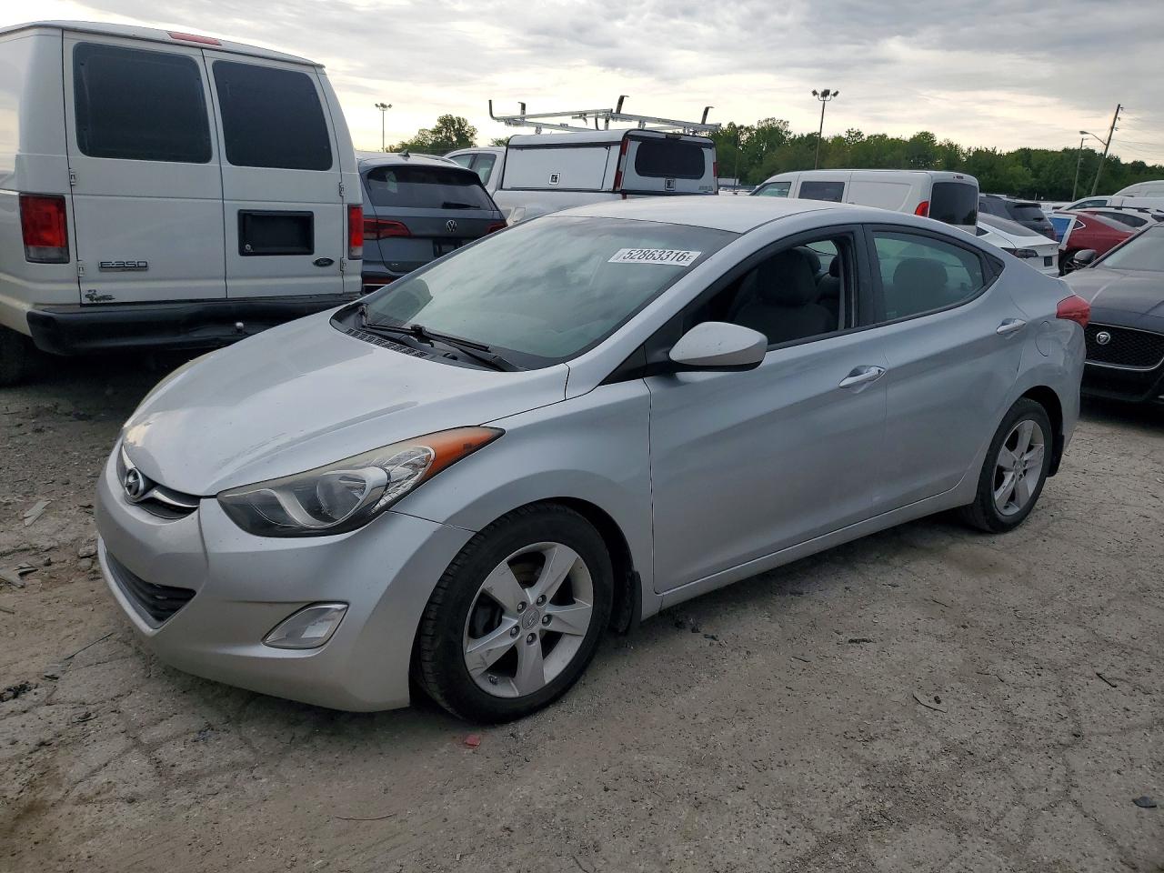 HYUNDAI ELANTRA 2013