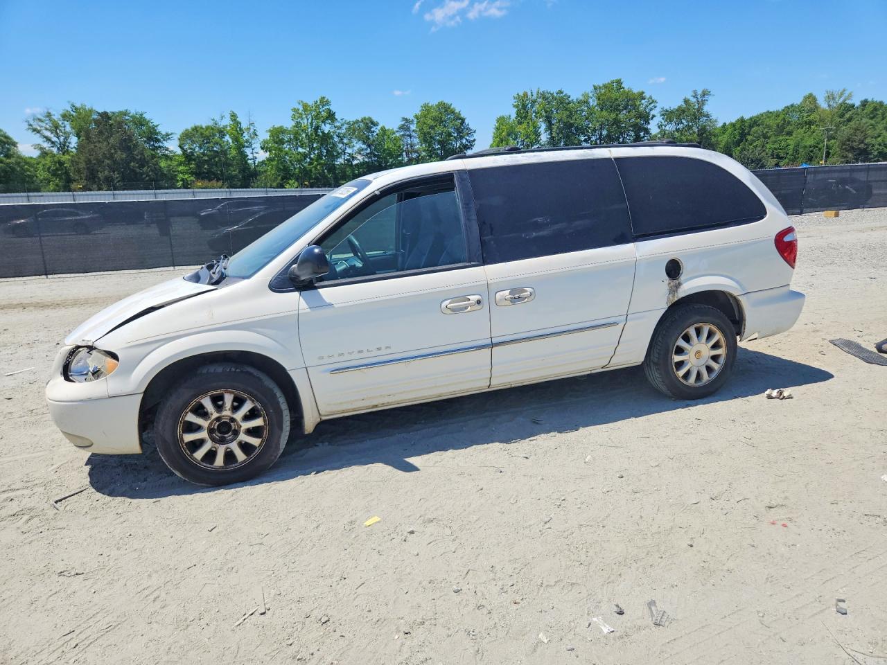 CHRYSLER TOWN & COUNTRY 2001