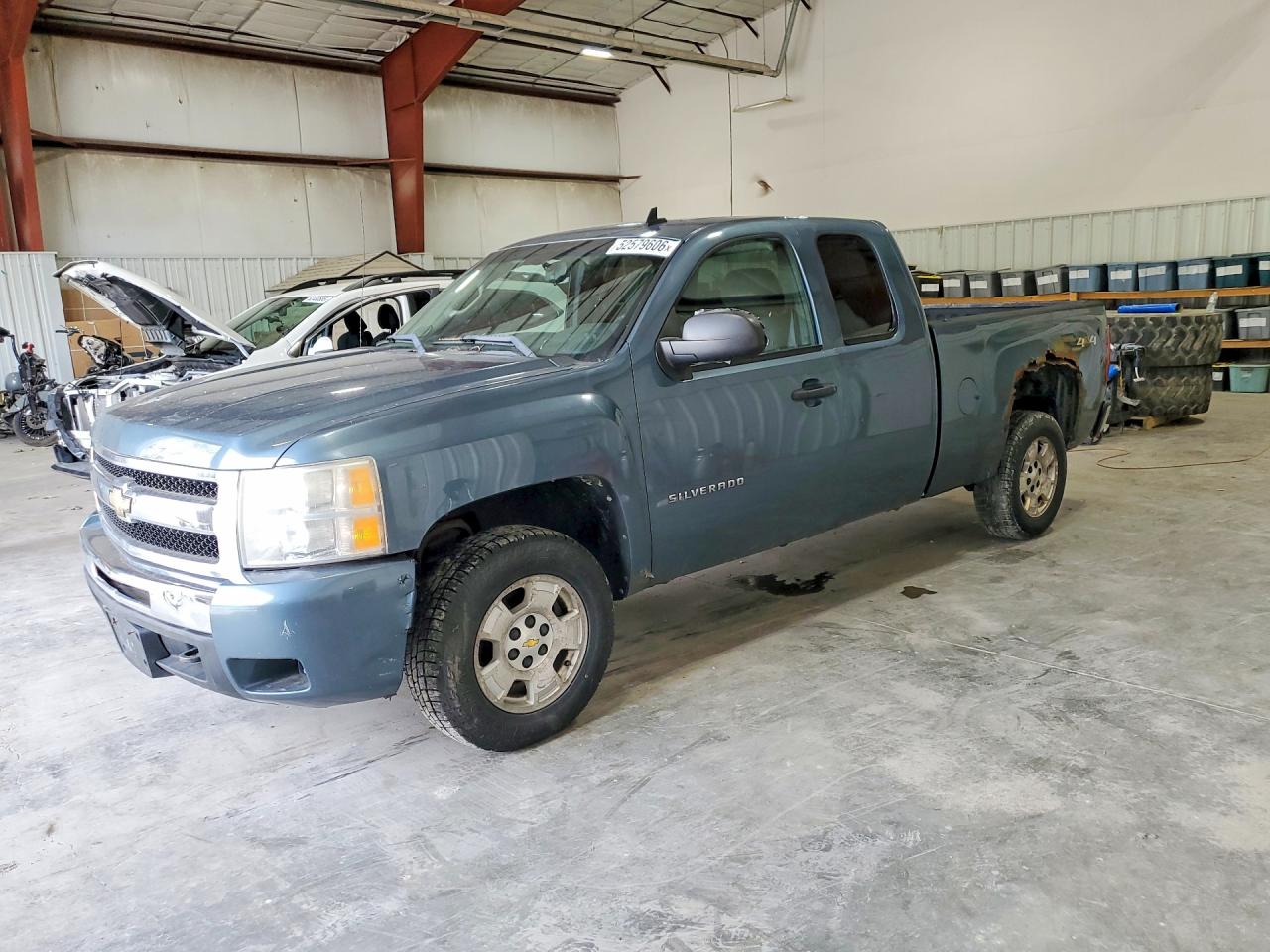 CHEVROLET SILVERADO 2011