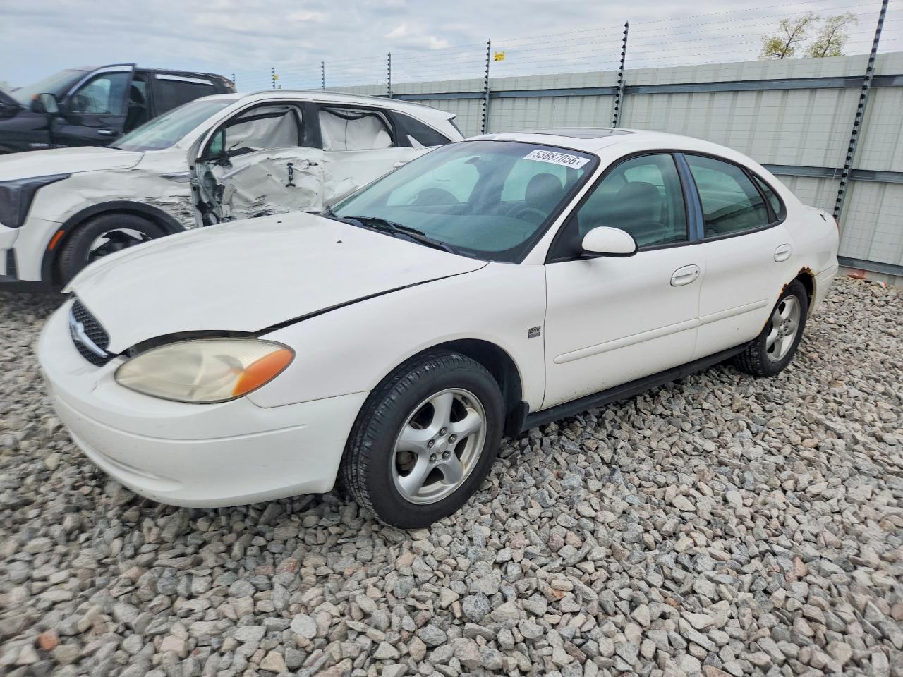FORD TAURUS 2000