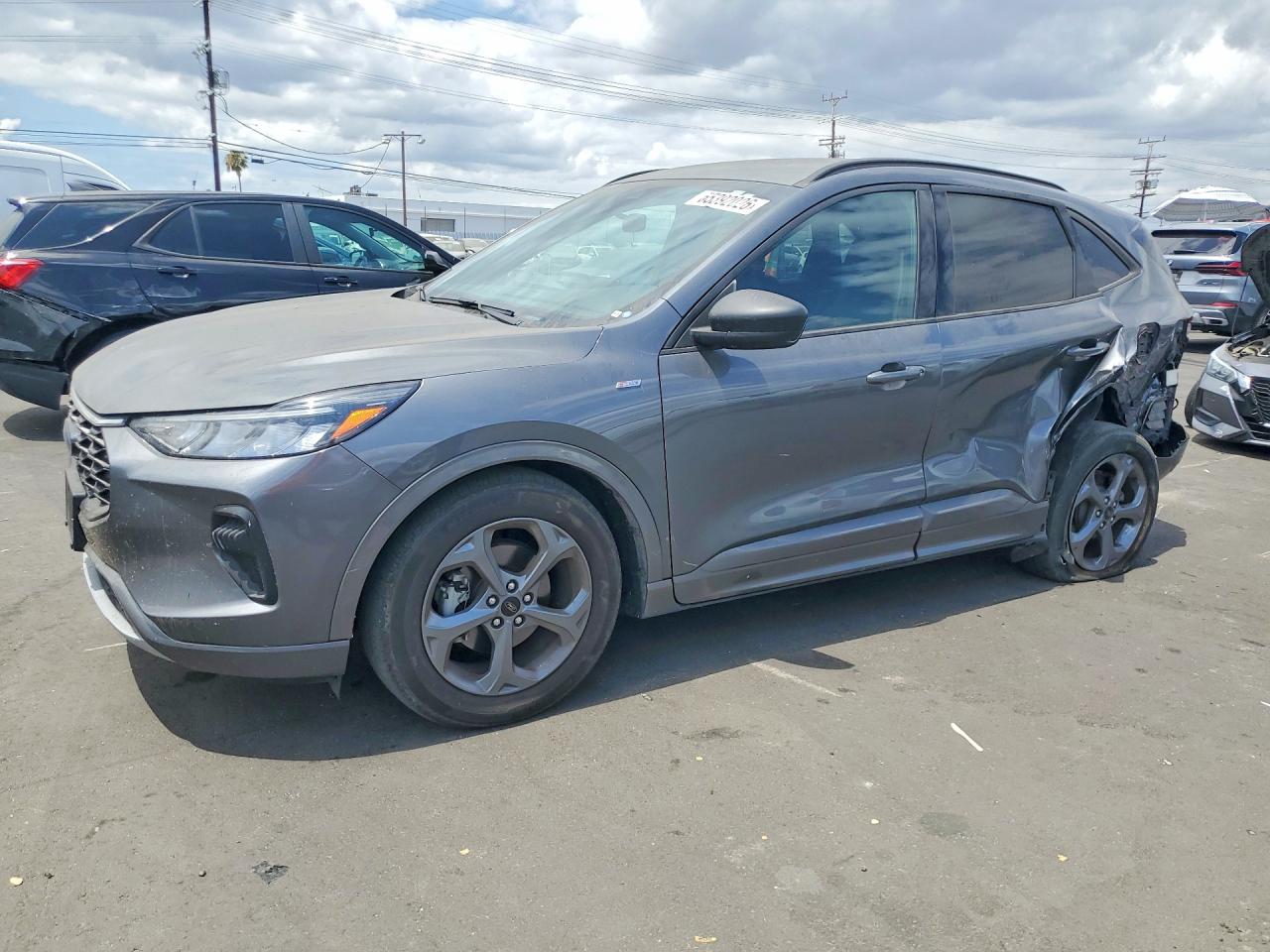 FORD ESCAPE 2023