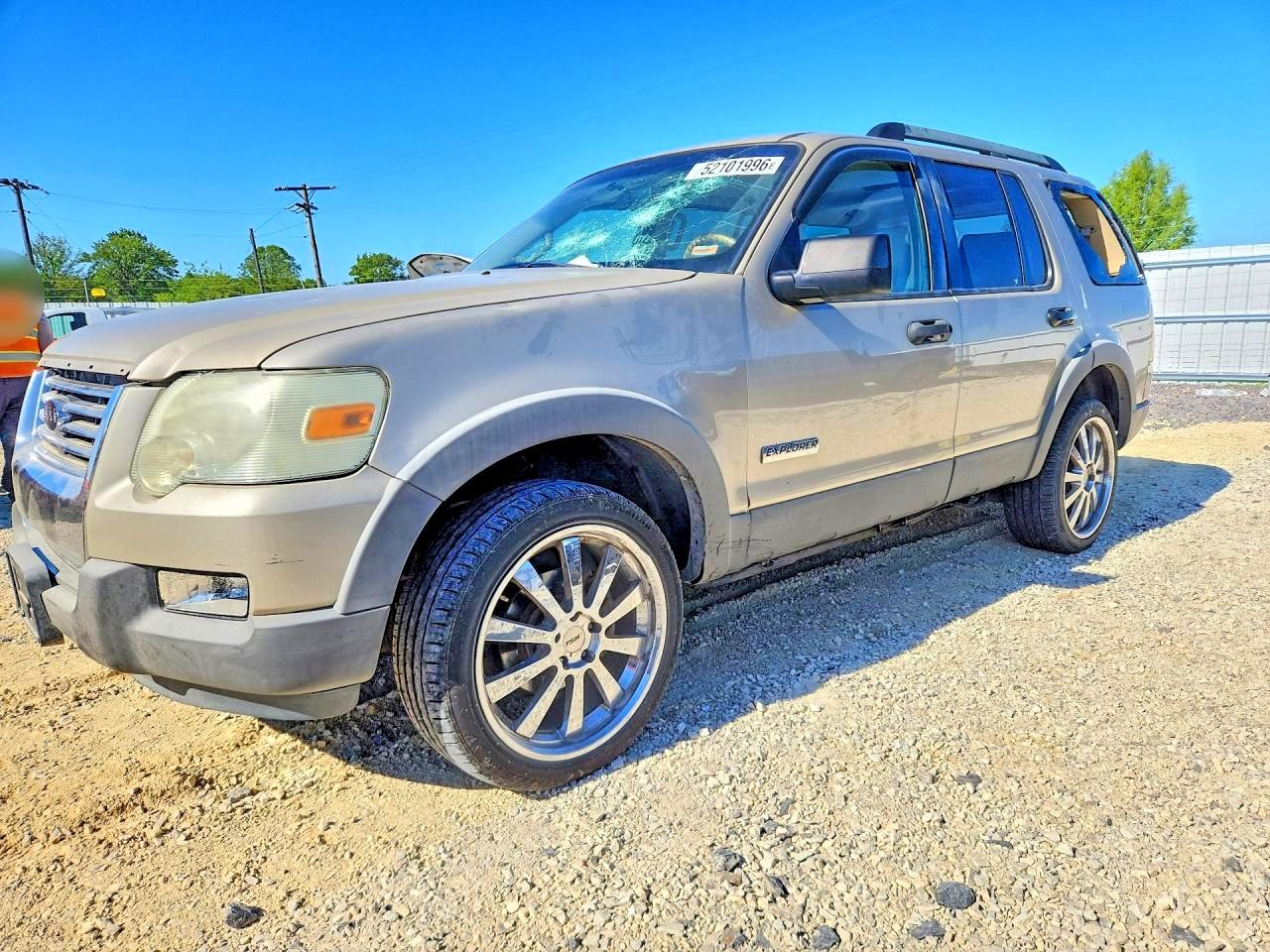 FORD EXPLORER 2006