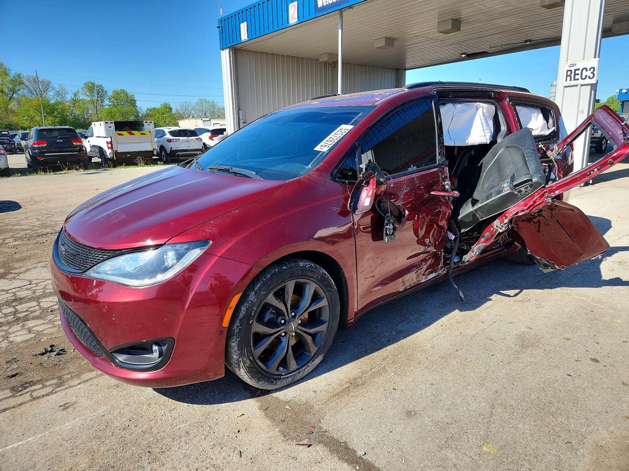 CHRYSLER PACIFICA 2018