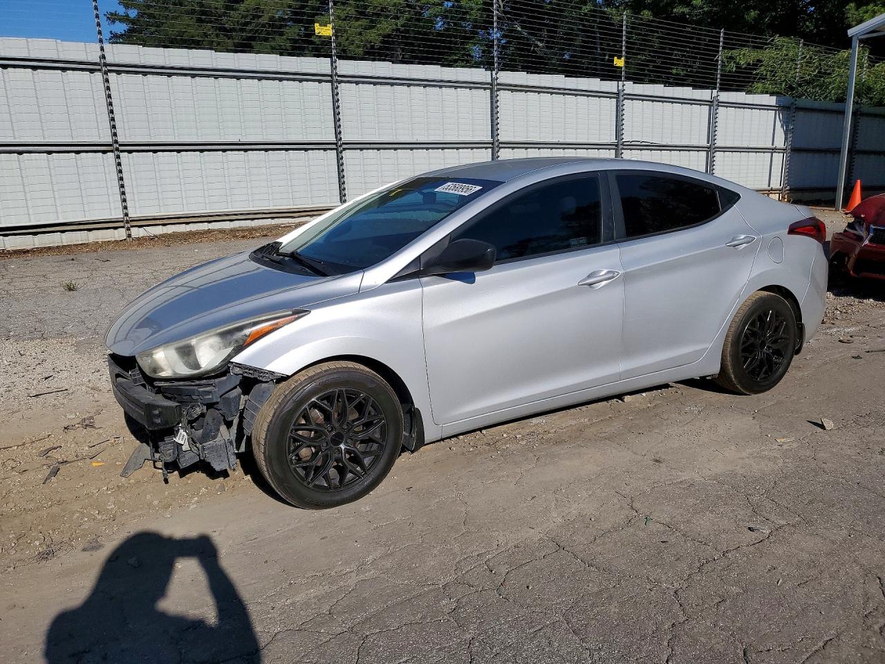 HYUNDAI ELANTRA 2015