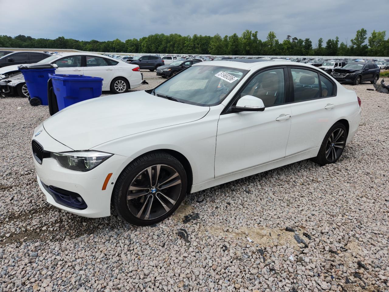 BMW 330 2018