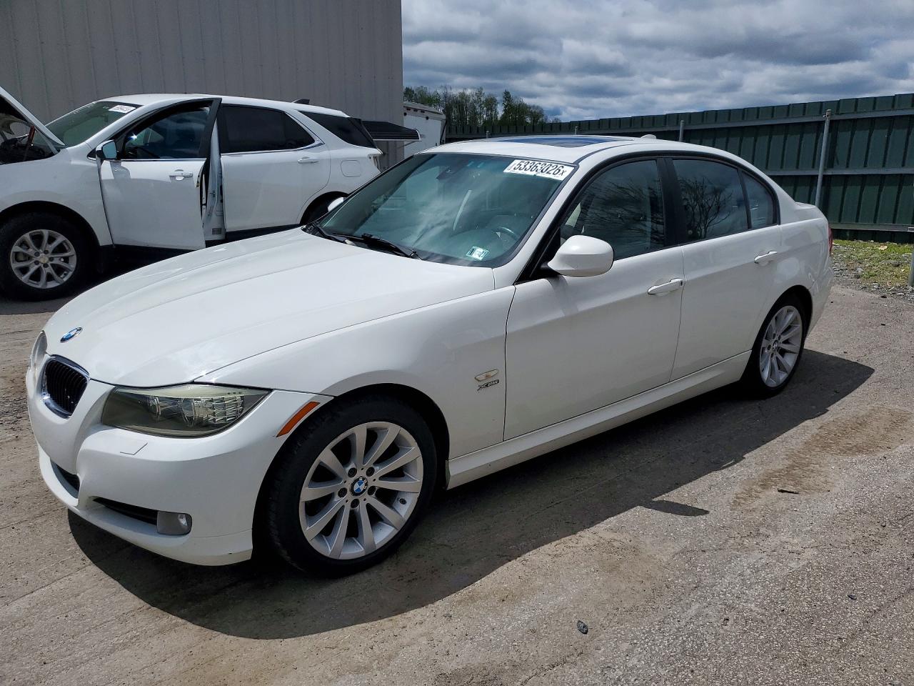BMW 328 2011