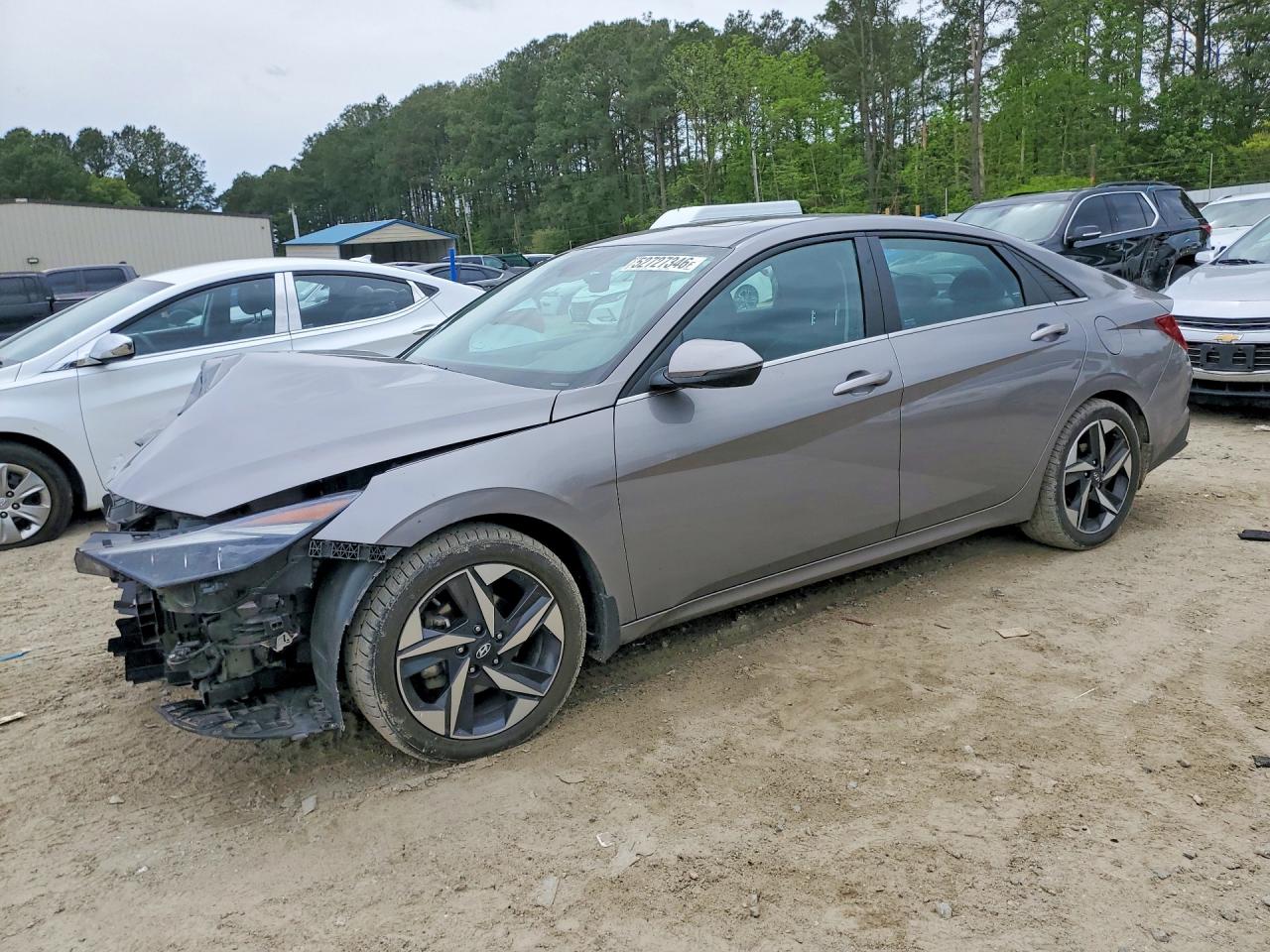 HYUNDAI ELANTRA 2023