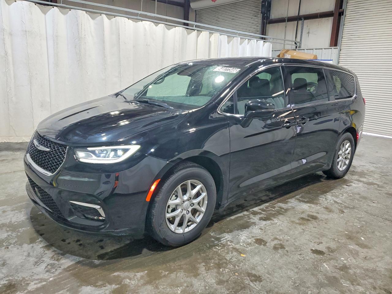 CHRYSLER PACIFICA 2026